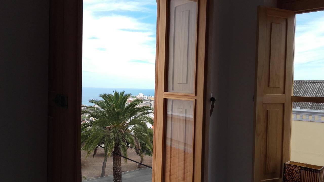 Albergue Gran Canaria لاس بالماس دي غران كاناريا المظهر الخارجي الصورة